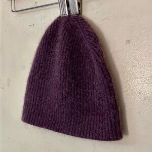 100% cashmere beanie by Fisher’s Finery
